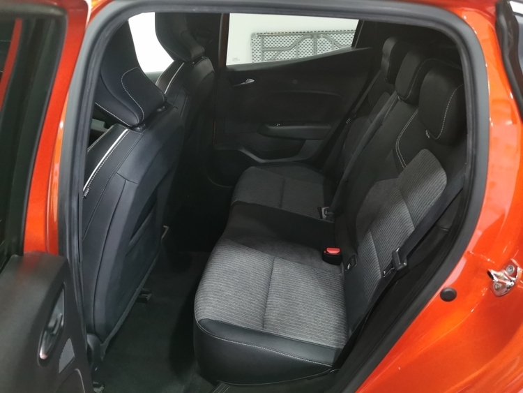 RENAULT CLIO ZEN TCE 0.9 90CV foto 5