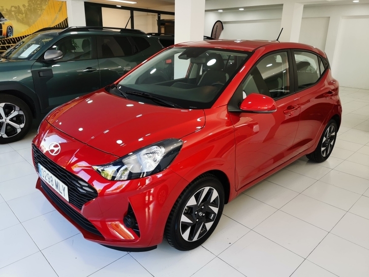 HYUNDAI i10 KLASS 1.0 66CV foto 2