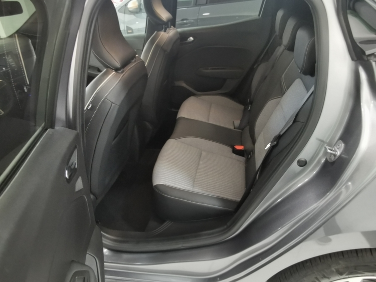 RENAULT CLIO TECHNO TCE 90CV foto 5