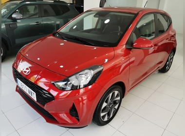 HYUNDAI - i10